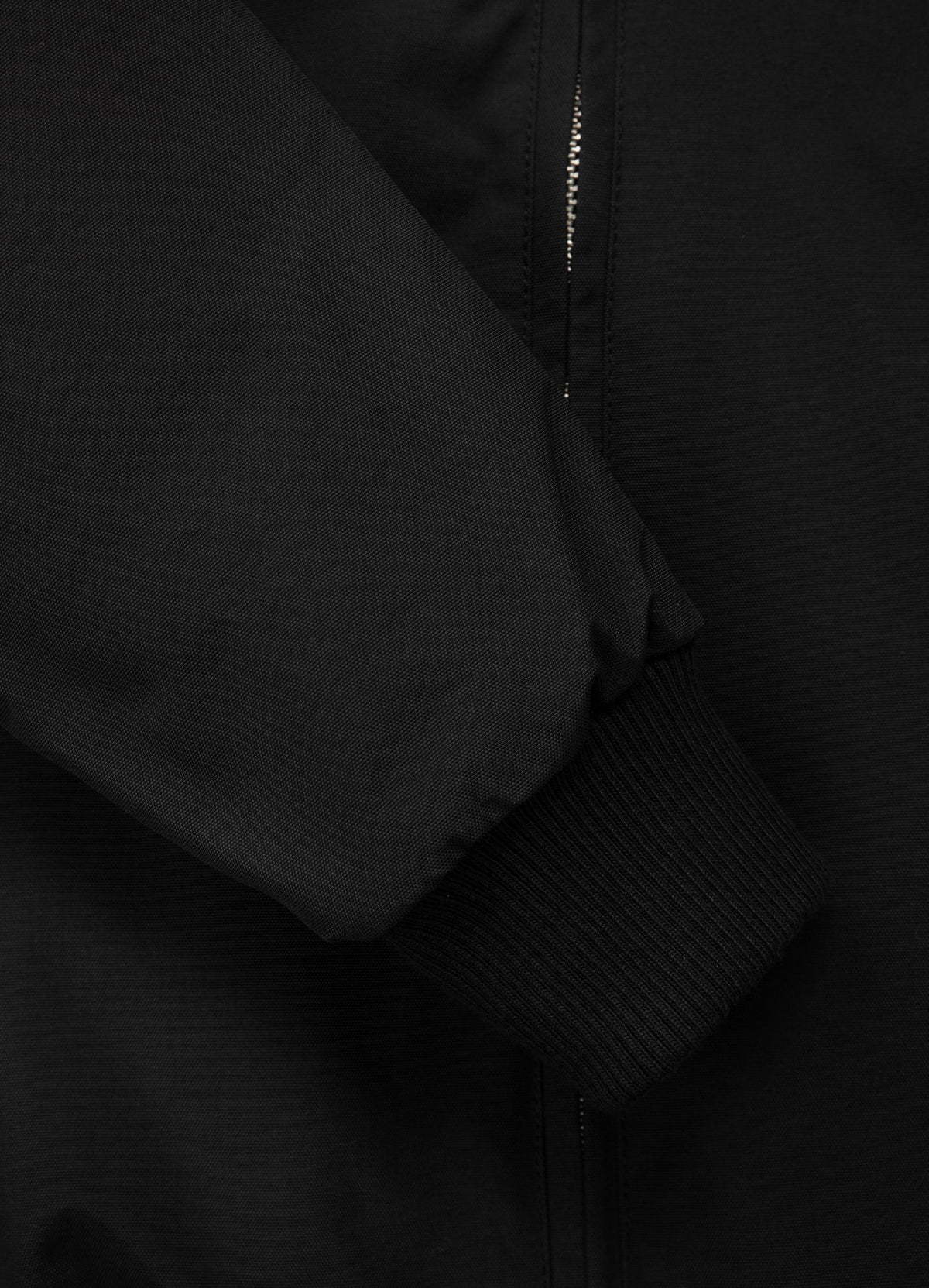 Elkwood III - Black