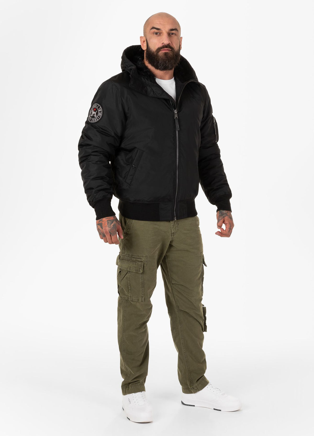 Beejay II - Black