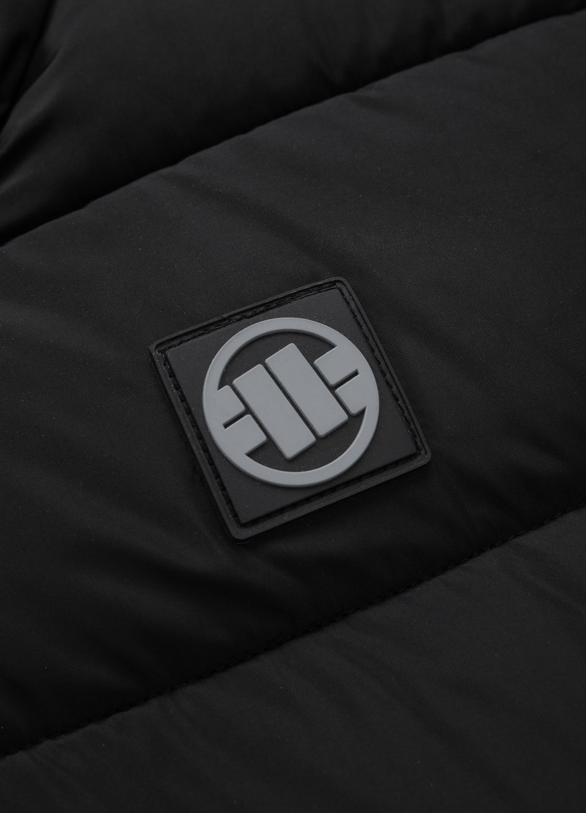 Airway V - Black