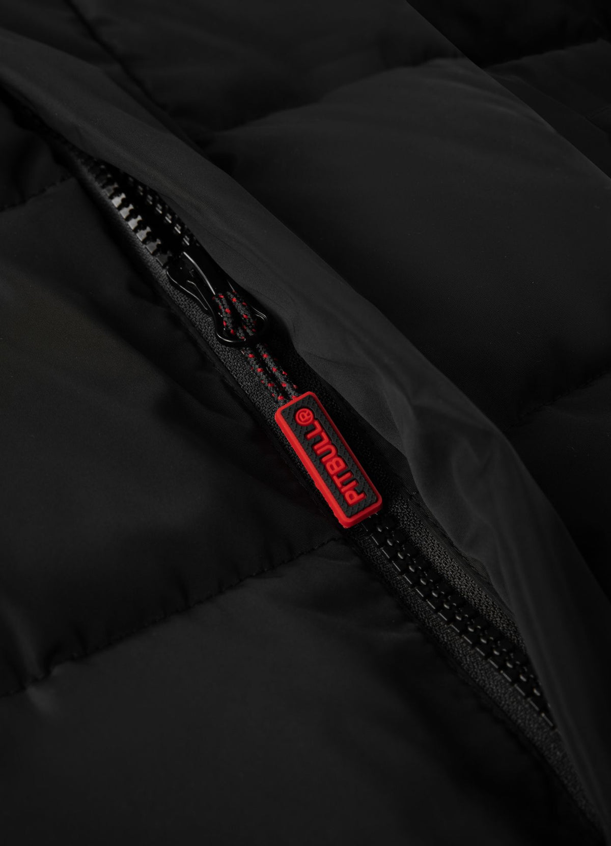 Airway V - Black