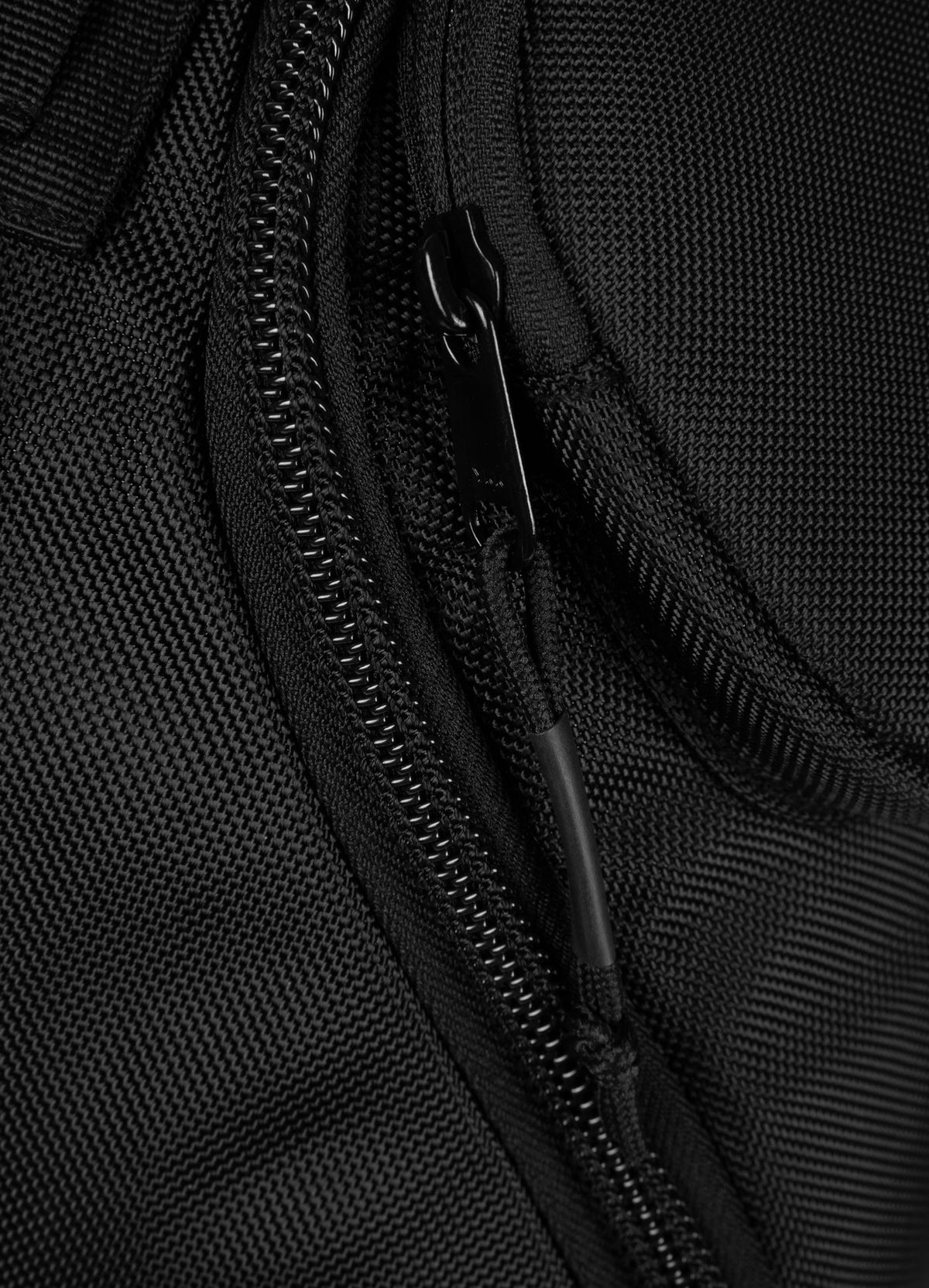 Airway Hilltop II - Black/Black