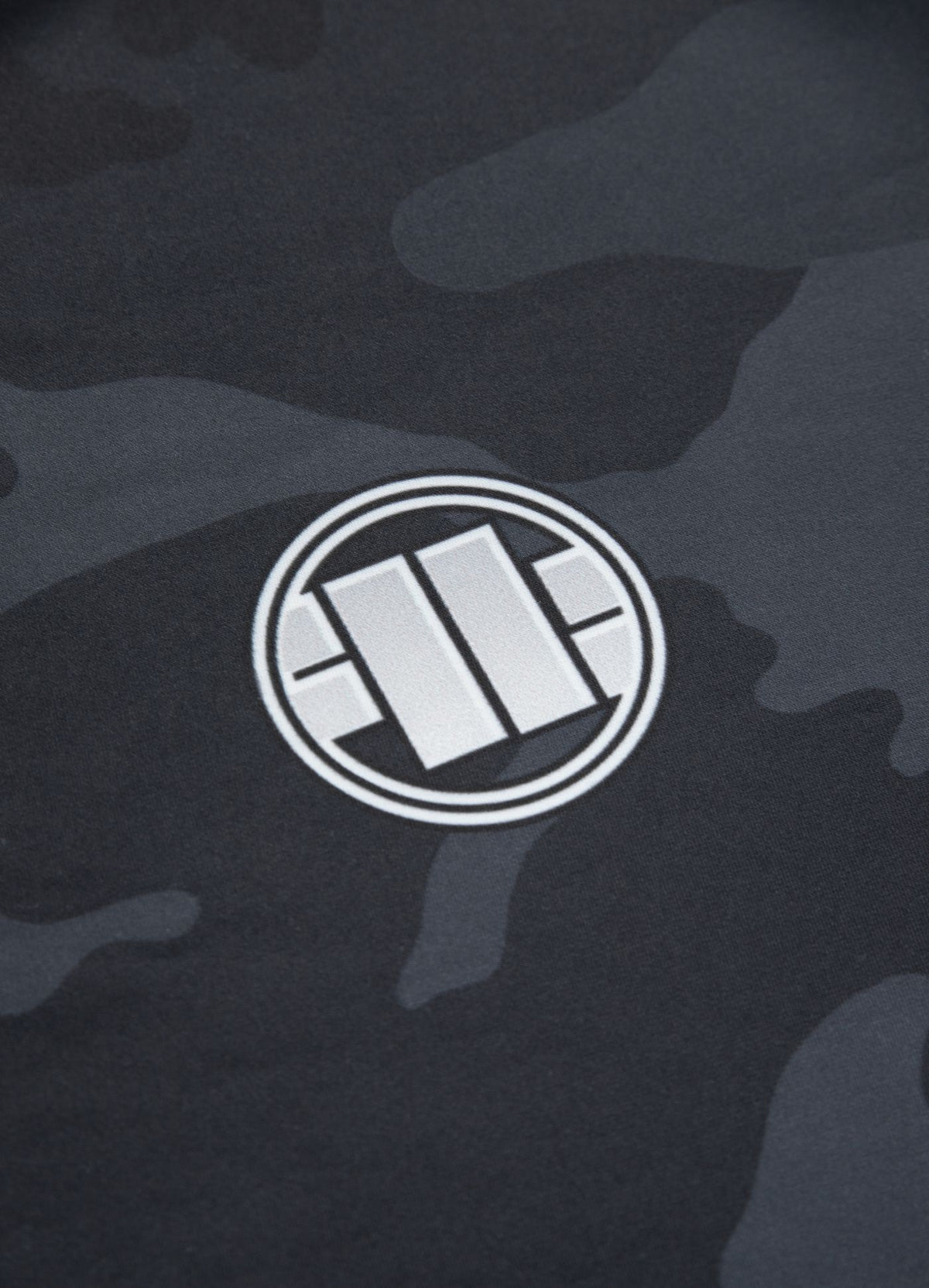 Rashguard Performance Pro Plus Small Logo - All Black Camo